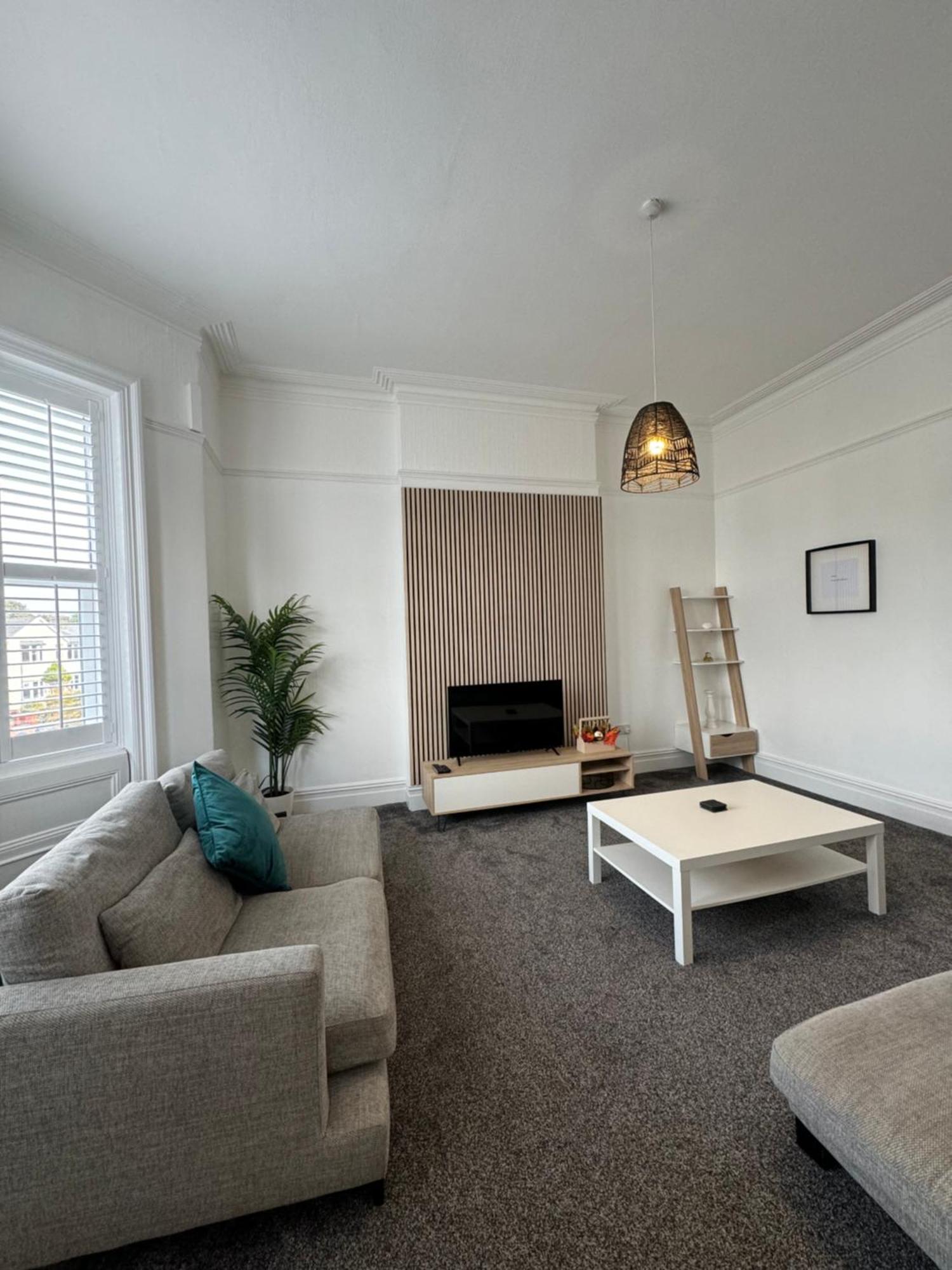 Spacious Victorian Birkdale Apartment With Garden Southport Esterno foto